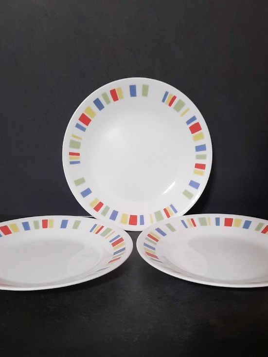 Corelle Other - Set Of 3 Corelle Memphis Pattern Saucers